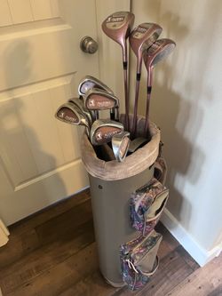 Matching Complete Set of Ladies Graphite Golf Clubs with Ladies Datrek Bag
