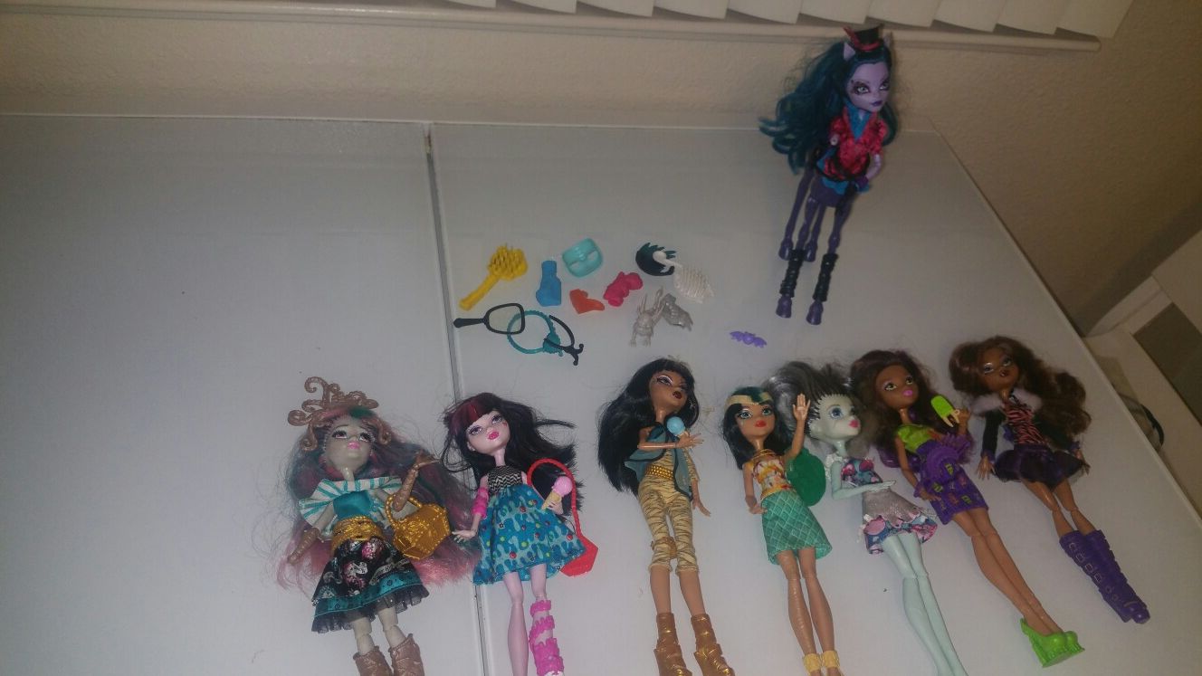 LPS, Monster High, LOL DOLLS, SHOPKINS and Barbie