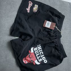 mitchell &ness size large xl bulls 