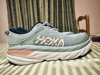 Hoka Bondi Shoes Size 9.5