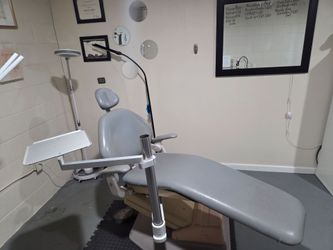 Dental Chair, permanent makeup, tattoo, eyelashes.