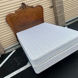 Full Size Bed With Mattress/ Cama Tamaño Matrimonial Con Colchón 