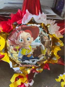 Jessie bola piñata