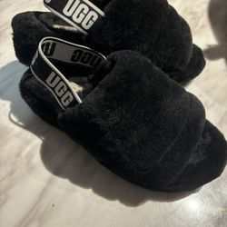 Ugg Slides