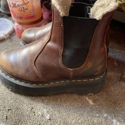 USED CHELSEA DOC MARTENS (size 5)