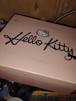 Hello kitty shoes