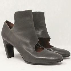 Chie Mihara Ankle Bootie Pump Size 8