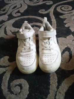 Boy shoes