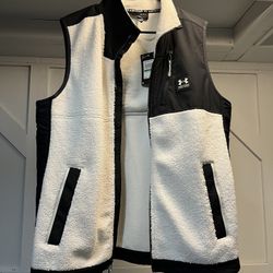 Under Armour Men’s Large Vest New 