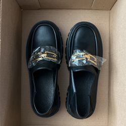 Black Leather Loafers (Woman’s)