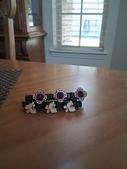 Pack ot 2 hair clips