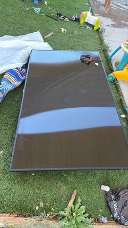 SAMSUNG 65 INCH