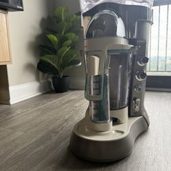 Margaritaville Bali Frozen Concoction Maker with Self-Dispensing Lever 