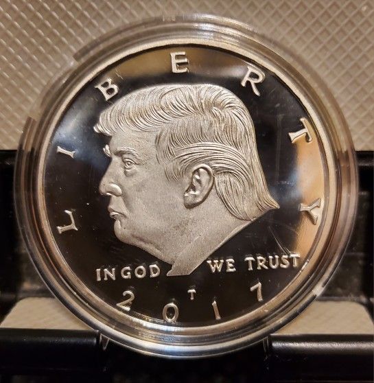 2017 Trump Coins