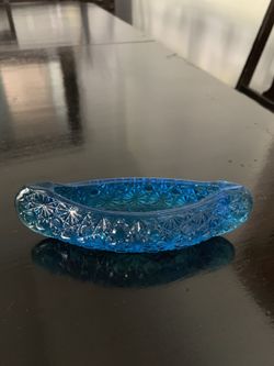 KOLBOLT BLUE CANOE button pattern. 6”wide.