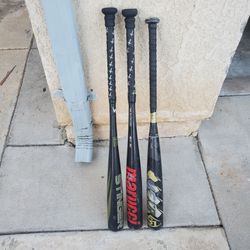 Ser of 4 baseball bats