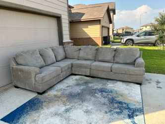 💰 Gray Oversized Sectional Sofa – Clean, Comfortable & Ready for Your Home!