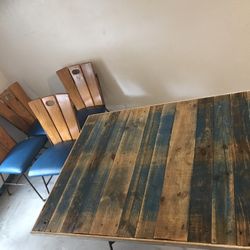 Dining Room Table 