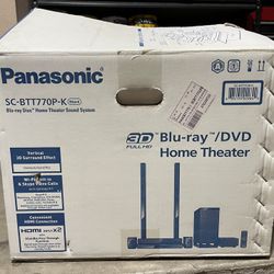 Panasonic 3D Blu Ray Player, Also Has Built In Radio