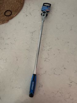 18 inches  Kobalt 3/8 flex head rachet