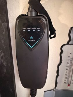 Tesla charger Lectron