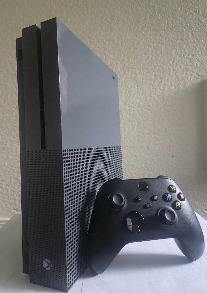 Xbox One S 1TB Battlefield: Storm Gray Special Edition