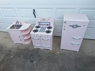 Free Kids kitchen