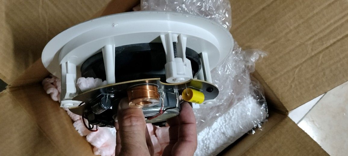 POLK RC60 WALL and CEILING SPEAKERS