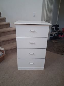 Dresser
