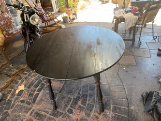 YARD SALE ! EVERYTHING MUST GO!