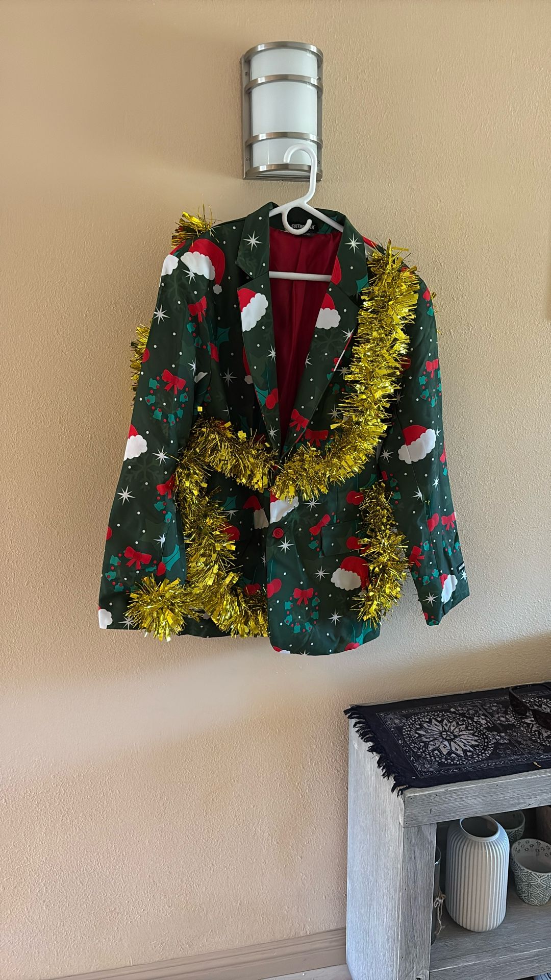 Holiday Party Jacket. Mens Large.