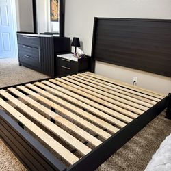 5-piece Queen Bedroom Set