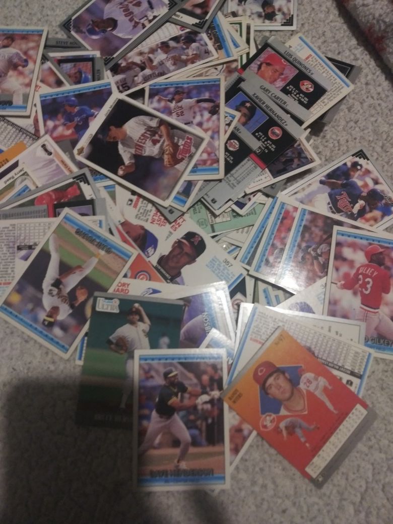 Variety of baseball cards 72 of them $10 or best offer
