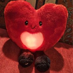 VALENTINES  RED PLUSH HEART MUSIC YEARS  MUSICAL LIGHT  UP LULLABY CRIB TOY 
