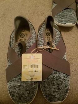 Girl Shoes ,size 6,5