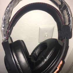 Headphones With Mike