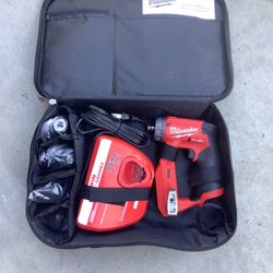 Milwaukee M12 FUEL 4-in-1 Installation 3/8 in. Drill Driver with 4-Tool Heads