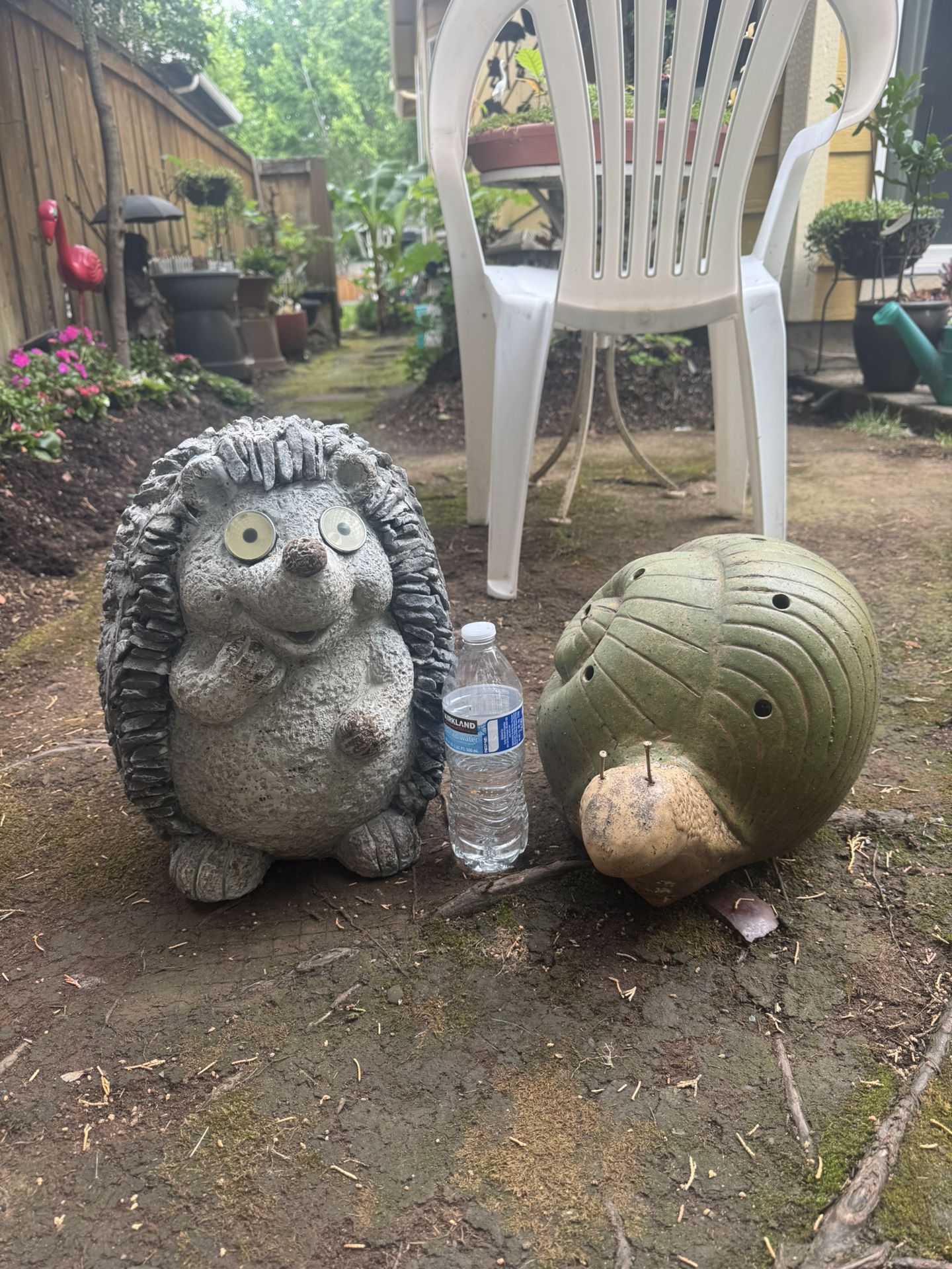 2 Stone Statue