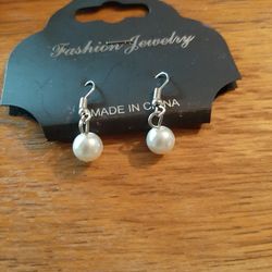 Dangle Looking Pearl Earrings 