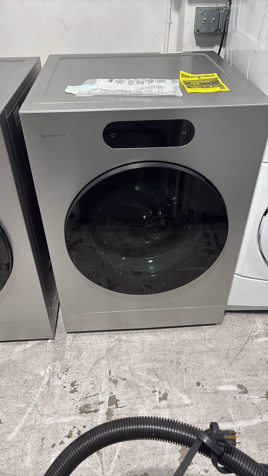 LG Signature Frontload Washer