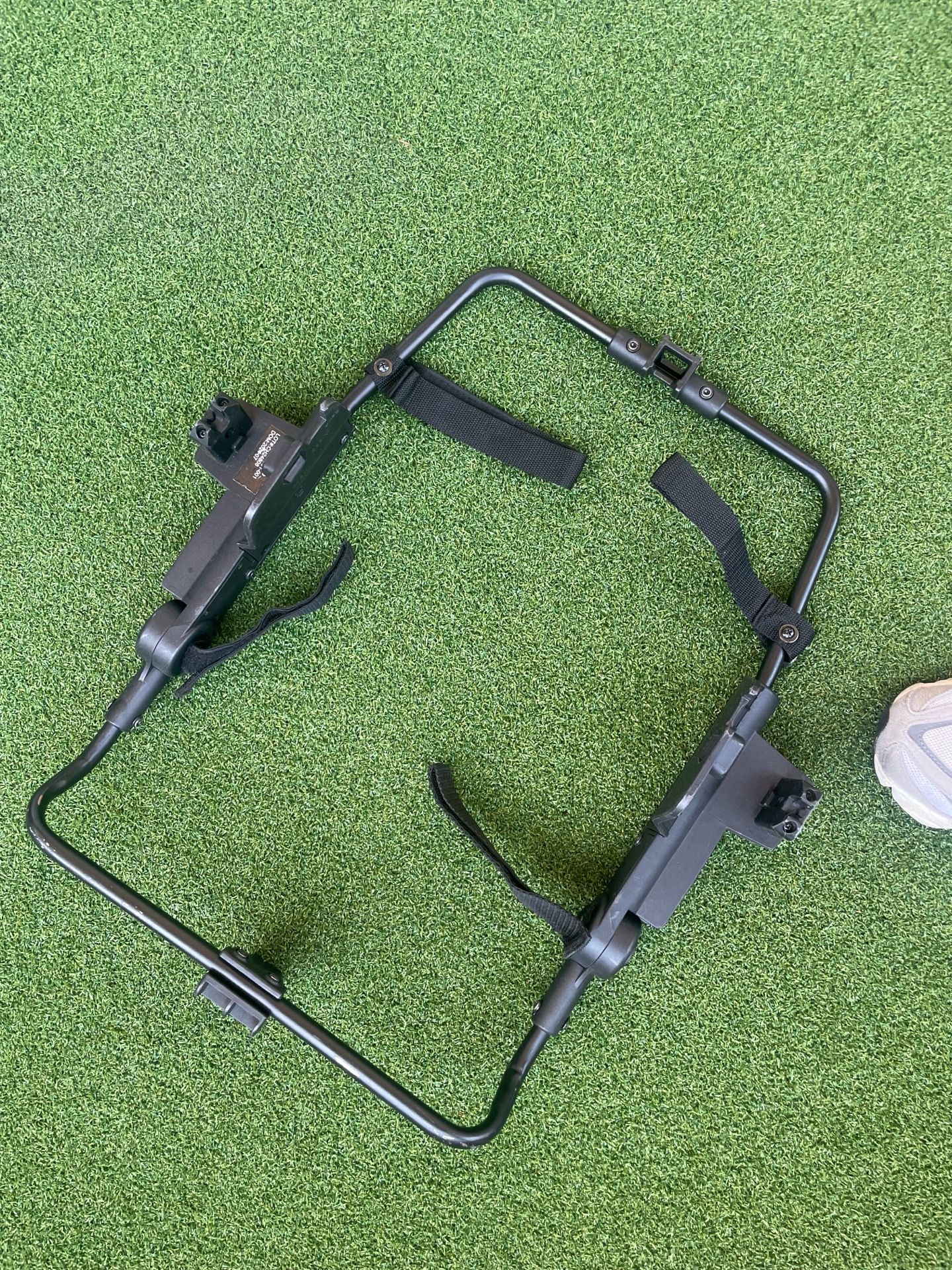 Mocking bird stroller adaptor