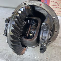 Toyota Pickup 4.10 8” Third Member Assembly - 75k miles