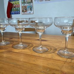 Set of 4 Clear Glass Margarita Glasses
