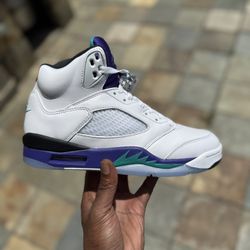 Air Jordan 5 Retro “Grape”