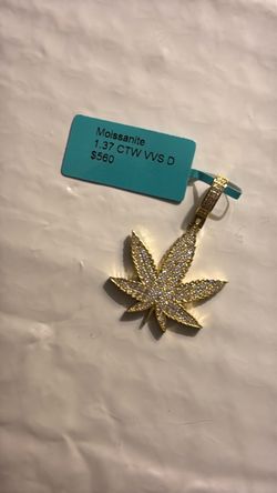 Moissanite Leaf Pendant 1.37 CTW VVS D
