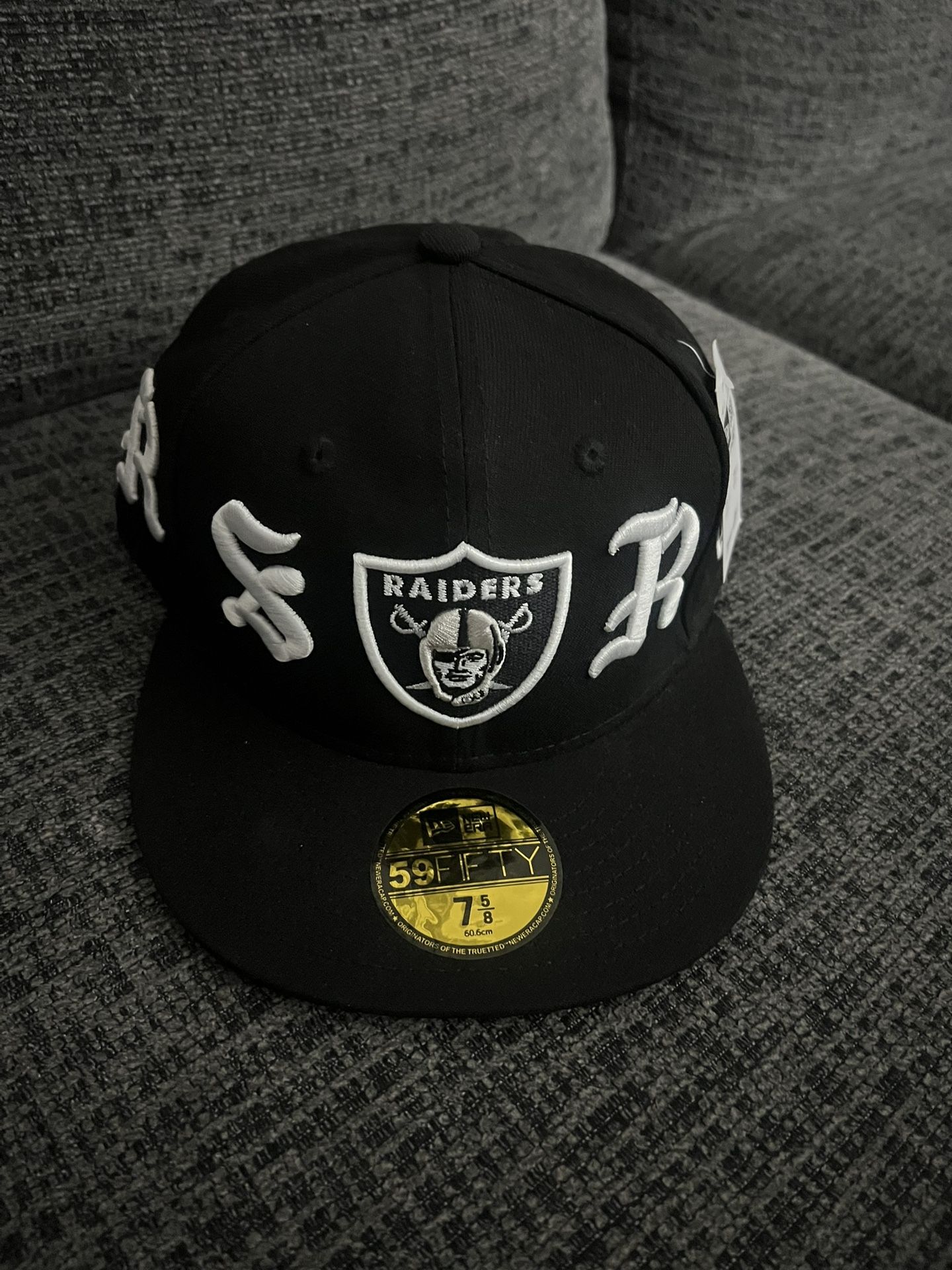 Born X Raised Raiders Hat. *NEW* Size 7 5/8 
