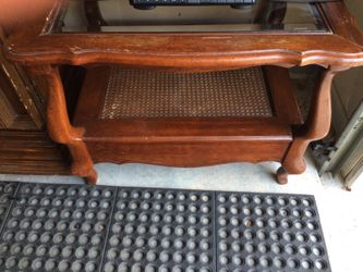 End glass table
