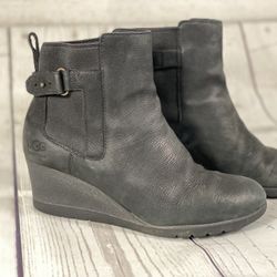UGG Australia Indra Black Leather Wedge Waterproof Boots Women’s Size 8