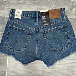 NWT Levi’s 501 High Rise Shorts Size-25
