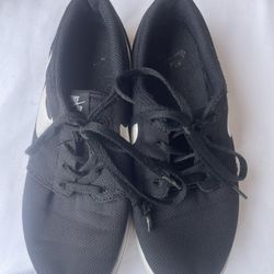 Nike shoes size 3
